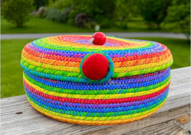 Traditional Handmade Hotpot For Bread(Chapati And Roti)