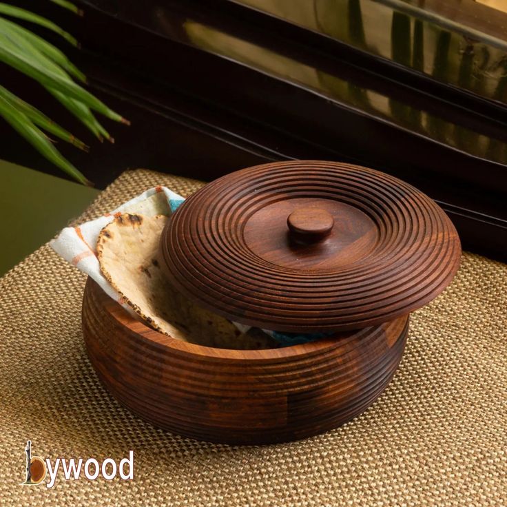 “Traditional Wooden Handmade Hotpot